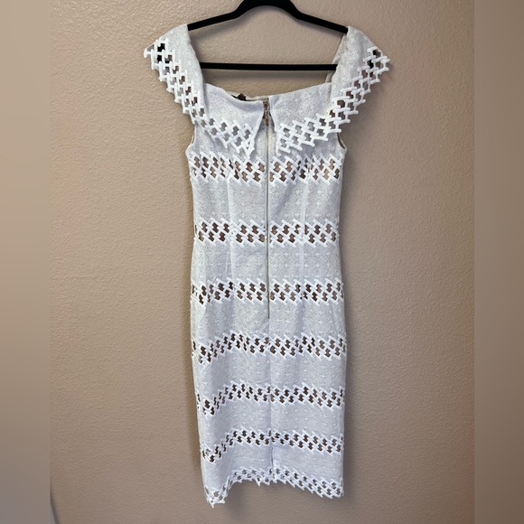 Alberto Makali Cream Off The Shoulder Sheer Lace Dress Size 6 - Picture 3 of 15